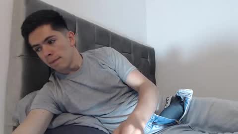 Snapshot of elian_tg chatting on September 22, 2025, 11:18 pm Elian online show from September 22, 2025, 11:18 pm