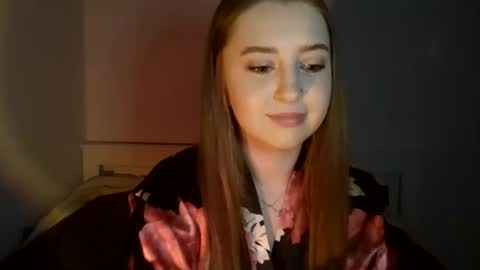 Elizabet 18 online show from November 12, 2025, 8:52 pm