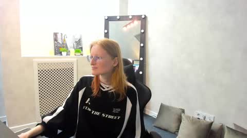 Snapshot of elizabeth_harpper chatting on January 31, 2025, 11:24 am Elizabeth online show from January 31, 2025, 11:24 am