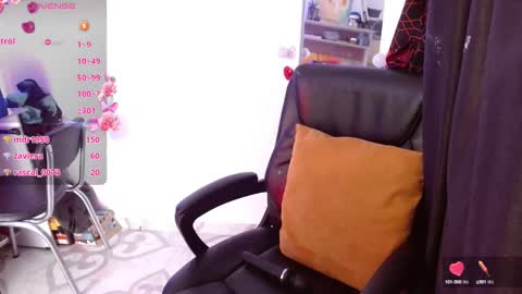 Elizabeth Martinez online show from February 26, 2025, 7:16 pm