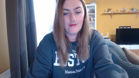 Snapshot of ella_max_live chatting on January 28, 2025, 7:00 am Ella Max online show from January 28, 2025, 7:00 am