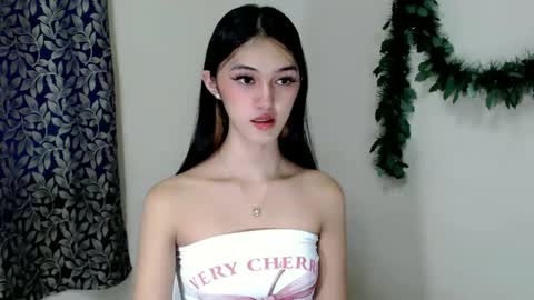Snapshot of ellamiller69 chatting on September 30, 2025, 10:15 pm ELLA online show from September 30, 2025, 10:15 pm