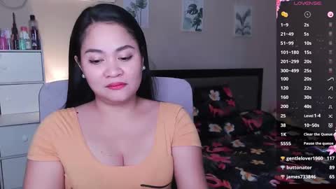 Snapshot of elleelle123 chatting on December 16, 2024, 4:55 am Ann online show from December 16, 2024, 4:55 am