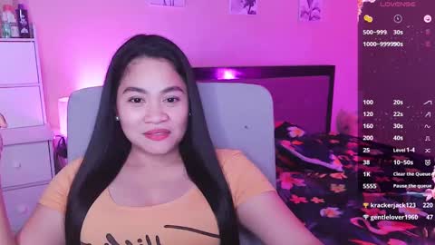 Snapshot of elleelle123 chatting on December 29, 2024, 4:48 am Ann online show from December 29, 2024, 4:48 am