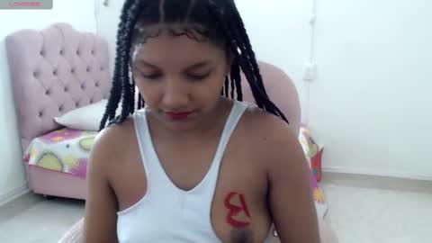 Snapshot of elly_willis chatting on December 26, 2024, 10:41 pm Elly online show from December 26, 2024, 10:41 pm