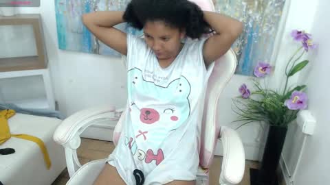 Snapshot of elly_willis chatting on February 23, 2025, 3:02 am Elly online show from February 23, 2025, 3:02 am