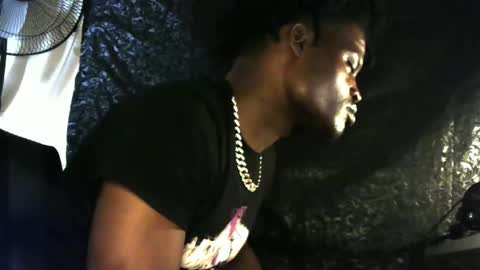 Snapshot of elniga21 chatting on December 23, 2024, 4:22 am EL NIIGGGAA 21 EL NIGGA 21 online show from December 23, 2024, 4:22 am