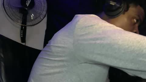 Snapshot of elniga21 chatting on December 30, 2024, 6:09 am EL NIIGGGAA 21 EL NIGGA 21 online show from December 30, 2024, 6:09 am