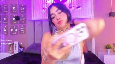 Snapshot of elodie_walker chatting on September 9, 2025, 7:57 pm Elodie  online show from September 9, 2025, 7:57 pm