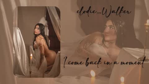 Snapshot of elodie_walker chatting on October 17, 2025, 12:19 pm Elodie  online show from October 17, 2025, 12:19 pm