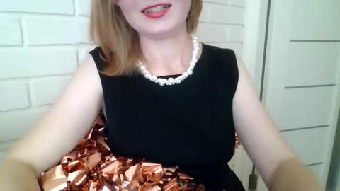 Snapshot of elsamartinez chatting on October 29, 2025, 12:07 pm ElsaMartinez online show from October 29, 2025, 12:07 pm