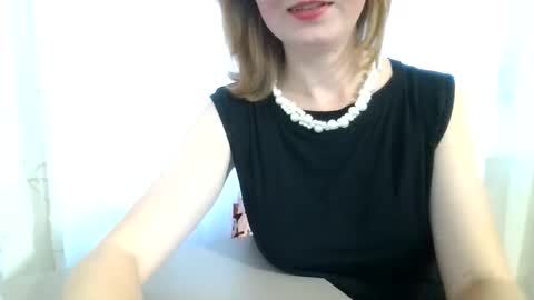 Snapshot of elsamartinez22 chatting on October 10, 2025, 11:09 am ElsaMartinez22 online show from October 10, 2025, 11:09 am