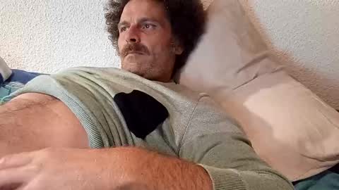 Snapshot of elyjahoye chatting on September 25, 2025, 8:23 pm elyjahoye online show from September 25, 2025, 8:23 pm