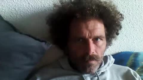 Snapshot of elyjahoye chatting on October 9, 2025, 10:35 am elyjahoye online show from October 9, 2025, 10:35 am