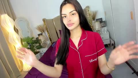 Snapshot of elyshunter chatting on January 19, 2025, 7:15 pm ElysHunter the girl will hunt you  online show from January 19, 2025, 7:15 pm