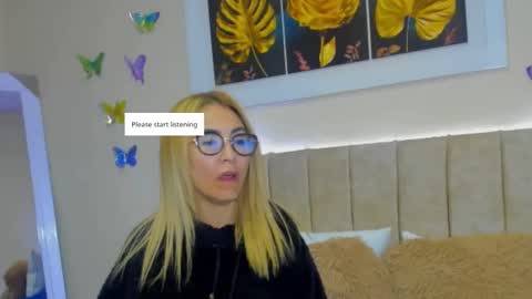 Snapshot of ema_garciaa chatting on September 23, 2025, 2:42 pm ema garcia  online show from September 23, 2025, 2:42 pm