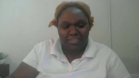 Snapshot of emberjoywoods chatting on February 20, 2025, 9:31 pm Empress Ember online show from February 20, 2025, 9:31 pm