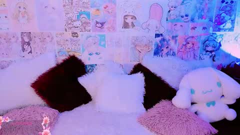 Snapshot of emely_rous chatting on October 9, 2025, 9:07 am Emely Rous online show from October 9, 2025, 9:07 am