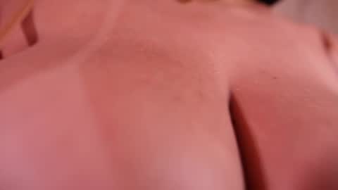 Snapshot of emiily_bell chatting on September 30, 2025, 8:25 pm    online show from September 30, 2025, 8:25 pm