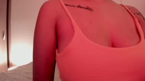 Emilia Big Boobs online show from January 4, 2025, 2:35 am