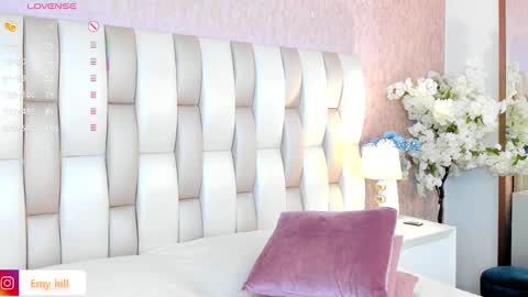 Snapshot of emily_hill___ chatting on February 6, 2025, 4:21 am EMILY Monday 5-2 am From Tuesday to Friday5-1 am Colombia time online show from February 6, 2025, 4:21 am