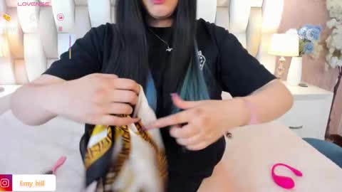 Snapshot of emily_hill___ chatting on February 20, 2025, 9:09 pm EMILY Monday 5-2 am From Tuesday to Friday5-1 am Colombia time online show from February 20, 2025, 9:09 pm