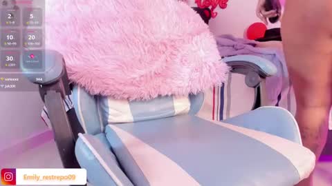 Snapshot of emily_restrepoo chatting on February 24, 2025, 9:21 am Emily online show from February 24, 2025, 9:21 am