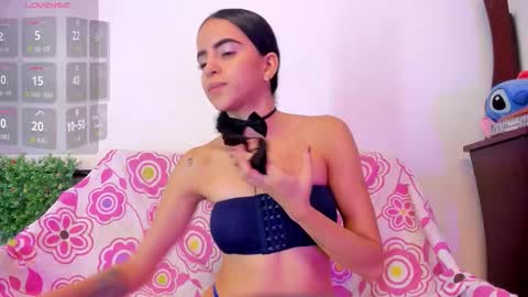 Snapshot of emilyclay_1 chatting on September 22, 2025, 10:12 pm Sweet Emily online show from September 22, 2025, 10:12 pm