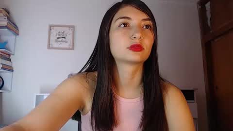 Snapshot of emilyjangcandy_ chatting on February 12, 2025, 4:44 pm Emily Jang online show from February 12, 2025, 4:44 pm