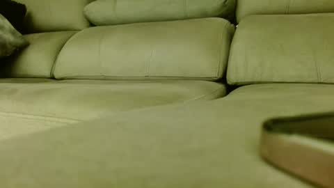 Snapshot of emilymonrro chatting on December 6, 2024, 2:35 am emily monrro online show from December 6, 2024, 2:35 am