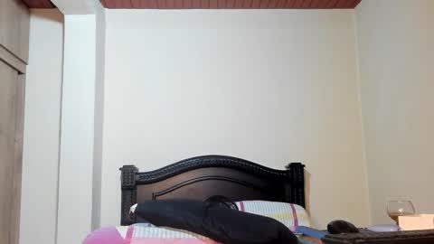 Snapshot of emma_brown777 chatting on January 25, 2025, 1:43 am ALBA  online show from January 25, 2025, 1:43 am