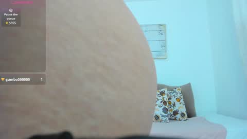 Snapshot of emma_castilloo chatting on January 31, 2025, 10:21 pm Emma Castillo online show from January 31, 2025, 10:21 pm