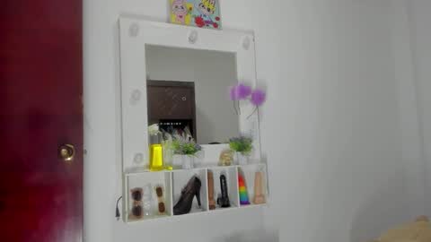Snapshot of emma_lean chatting on October 14, 2025, 11:33 am whises lits online show from October 14, 2025, 11:33 am