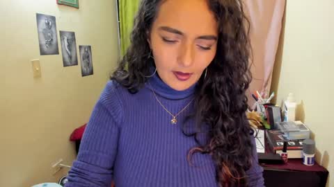 Snapshot of emma_luxy chatting on December 20, 2024, 7:01 am  emma luxy online show from December 20, 2024, 7:01 am