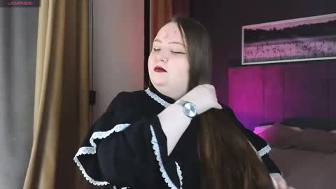 Snapshot of emma_razoom chatting on October 14, 2025, 1:50 am Emma Razumovskaya online show from October 14, 2025, 1:50 am