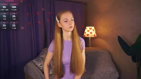 Snapshot of emmalaflame chatting on February 16, 2025, 8:22 pm Emma day  Wendy night online show from February 16, 2025, 8:22 pm