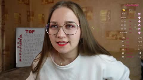 Snapshot of emmatiny chatting on March 12, 2025, 3:51 pm Mia online show from March 12, 2025, 3:51 pm