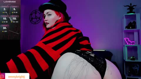 Snapshot of emmybrightj_ chatting on January 11, 2025, 1:27 am Emmy Bright     50  online show from January 11, 2025, 1:27 am
