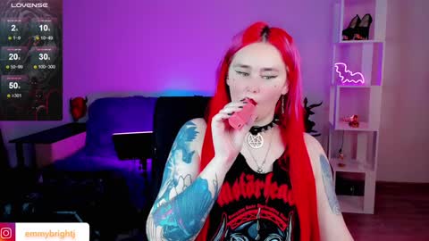 Snapshot of emmybrightj_ chatting on January 17, 2025, 12:31 am Emmy Bright     50  online show from January 17, 2025, 12:31 am