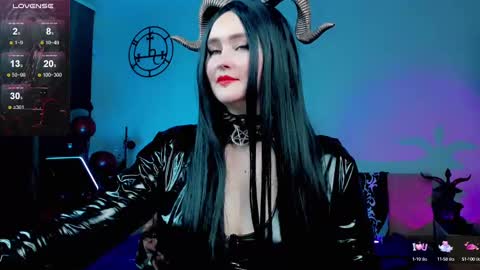 Snapshot of emmybrightj_ chatting on February 21, 2025, 1:44 am Emmy Bright     50  online show from February 21, 2025, 1:44 am