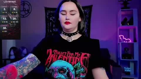 Snapshot of emmybrightj_ chatting on March 9, 2025, 6:17 am Emmy Bright     50  online show from March 9, 2025, 6:17 am