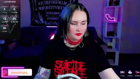 Snapshot of emmybrightj_ chatting on March 11, 2025, 6:32 am Emmy Bright     50  online show from March 11, 2025, 6:32 am