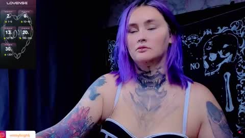 Snapshot of emmybrightj_ chatting on September 19, 2025, 5:57 pm Emmy Bright     50  online show from September 19, 2025, 5:57 pm