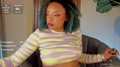 Snapshot of ened_nessa chatting on October 10, 2025, 2:05 pm Schedule 600a.m - 200p.m Col hour online show from October 10, 2025, 2:05 pm
