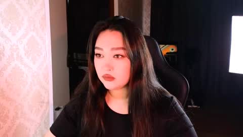 Snapshot of erica_wayne chatting on November 20, 2025, 9:20 am Erica Wayne online show from November 20, 2025, 9:20 am