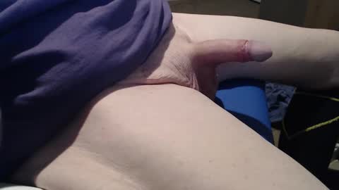 Snapshot of esfultz69 chatting on January 7, 2025, 11:35 pm esfultz69 online show from January 7, 2025, 11:35 pm