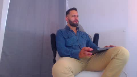 Snapshot of esteban7984068 chatting on January 12, 2025, 7:53 pm esteban online show from January 12, 2025, 7:53 pm