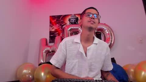 Snapshot of ethan_sai01 chatting on September 29, 2025, 6:35 pm ETHAN SAI online show from September 29, 2025, 6:35 pm