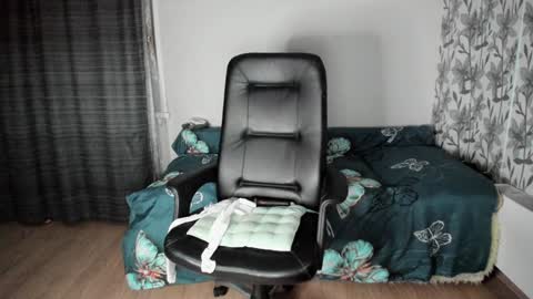 Snapshot of eva_7777 chatting on December 24, 2024, 6:17 pm Eva online show from December 24, 2024, 6:17 pm