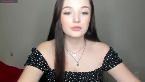 Snapshot of evaamillerr chatting on January 24, 2025, 11:02 pm Eva online show from January 24, 2025, 11:02 pm